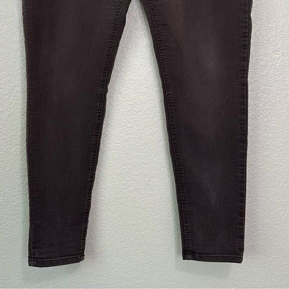 Democracy Ab Technology Gray Skinny Comfort Jeans - Picture 6 of 13